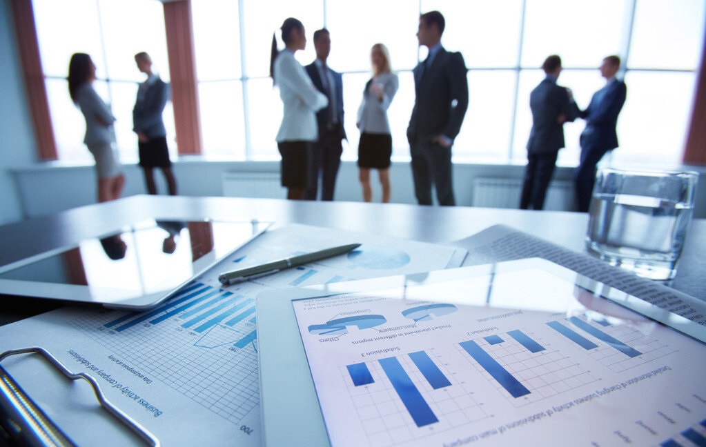 邑泊數字化智能化項目管理軟件系統是一款基于互聯網的應用程序，旨在協助企業或組織有效規劃、實施和管理項目。